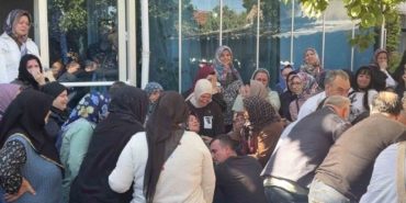 bayram-ziyaretine-geldigi-koyde-oldurulen-yazar-ozturk-son-yolculuguna-ugurlandi-nDpzLDiE.jpg