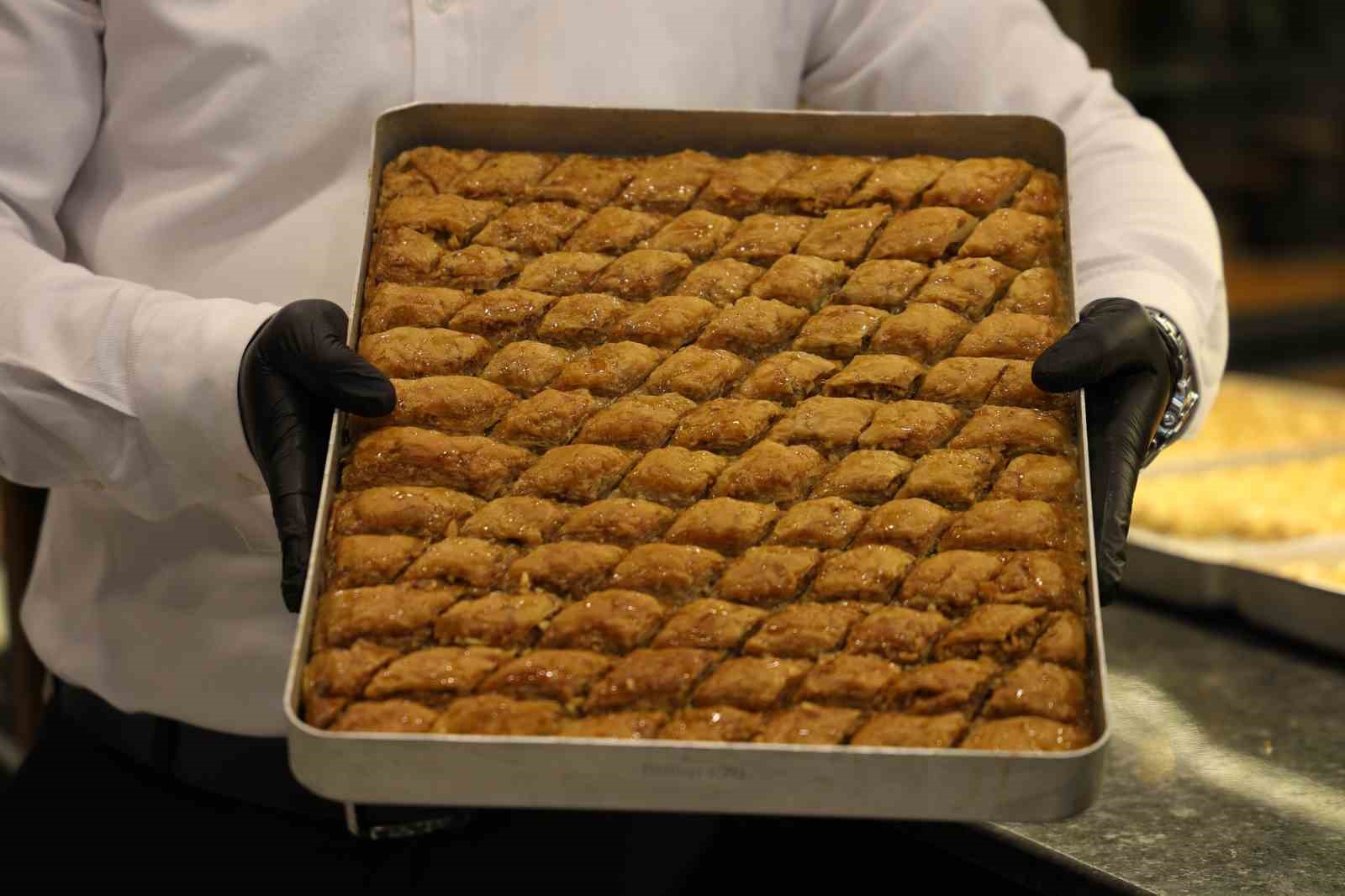 bayramda baklavada buzdolabi ve tepsi agirligi uyarisi 3 97HSdnWY