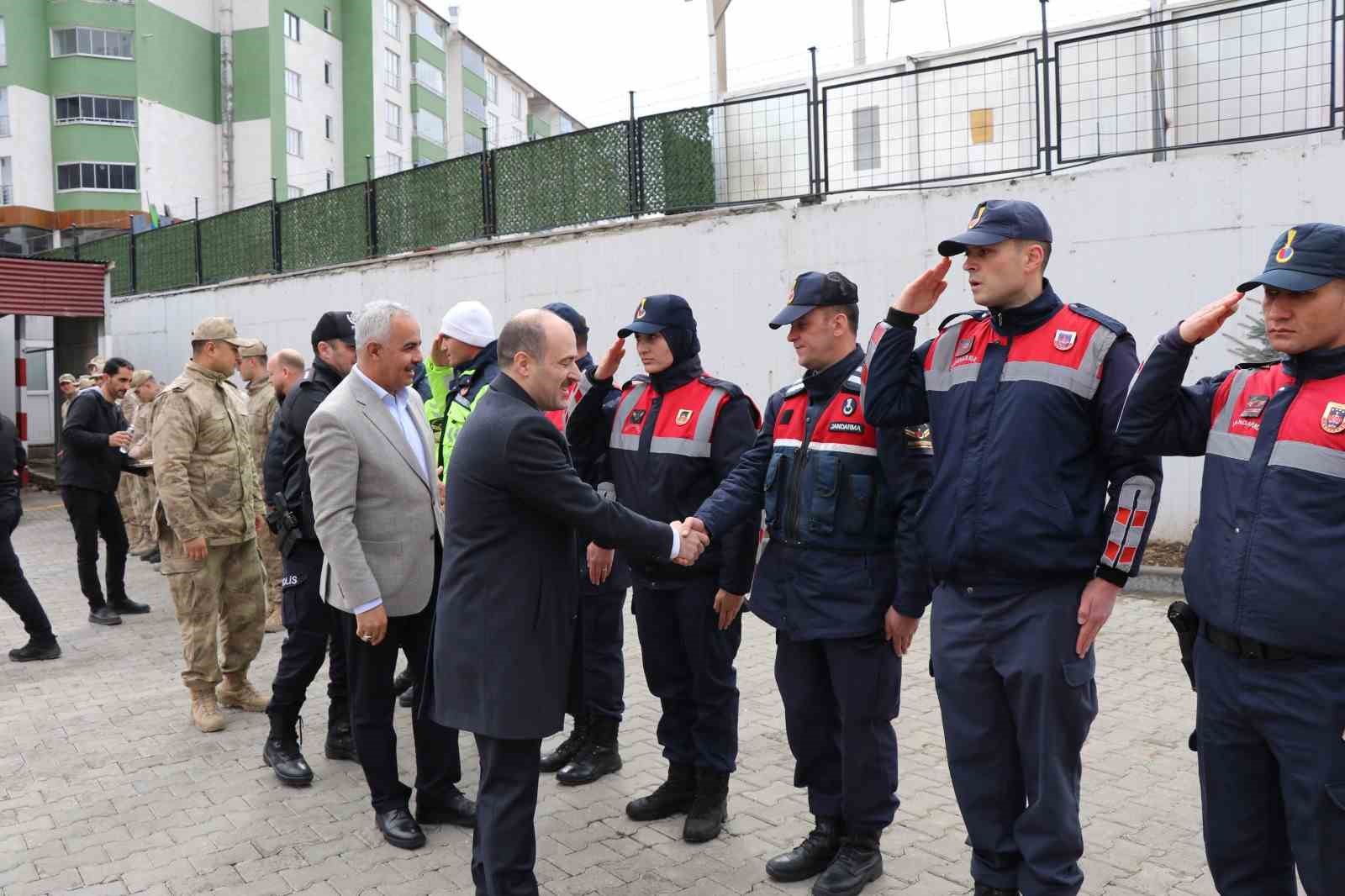 bayramda hastalar unutulmadi 2 tR5DbR1S