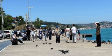 bayramda-istanbulda-kalanlar-sahiller-ve-parklarin-tadini-cikardi-cdFULe6P.jpg