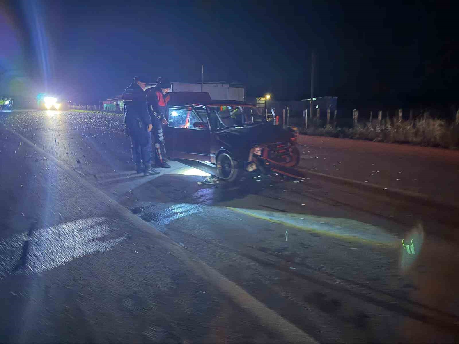 bayramicte otomobille motorsiklet carpisti 3 kisi yaralandi 0 K9I9XLIk