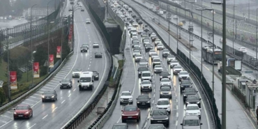 bayramin-ikinci-gununde-istanbulda-trafik-yogunlugu-Wgq1L6sZ.jpg