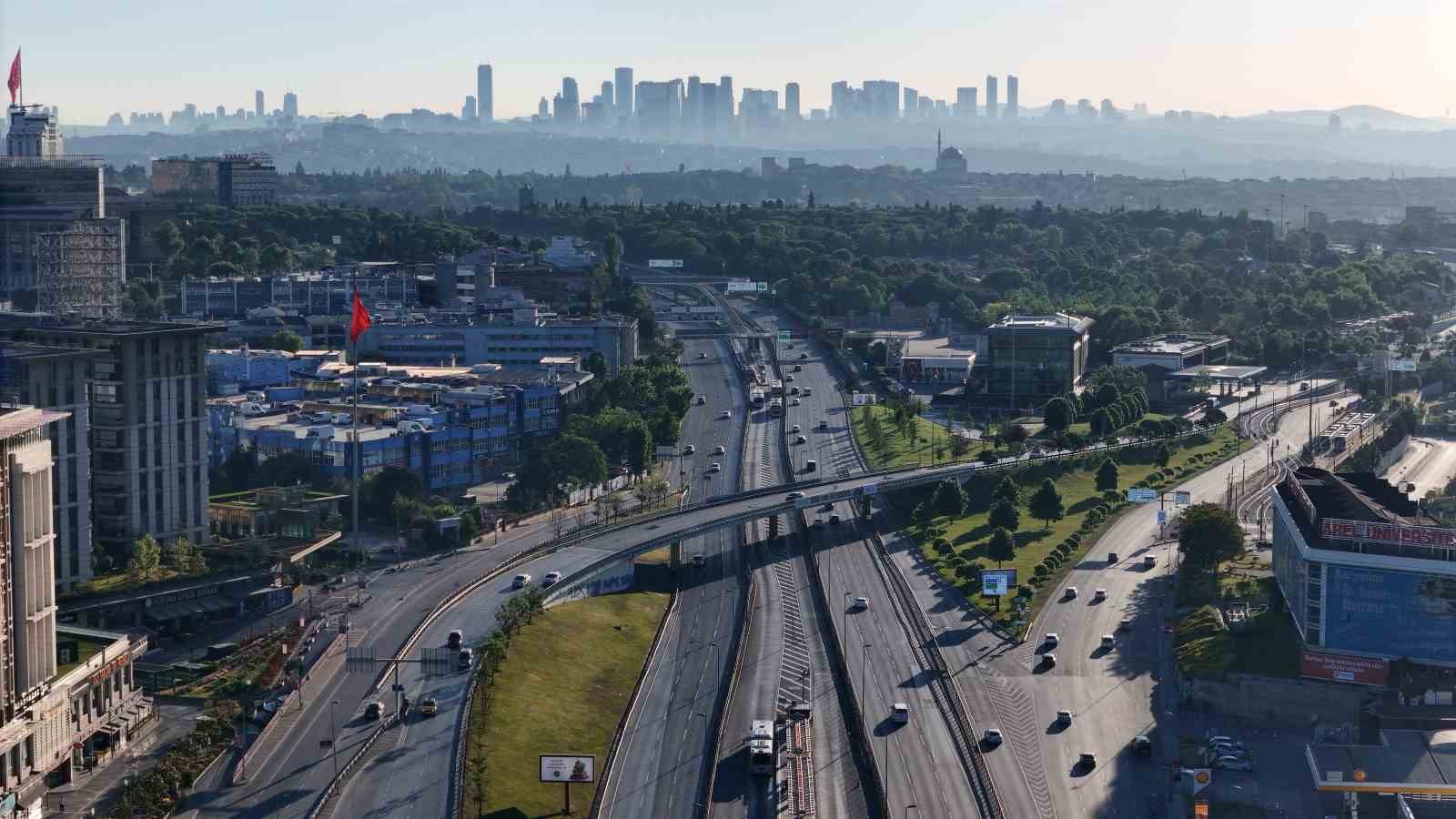 bayramin ilk gunu yollar bos kaldi 4 zqTXEenC