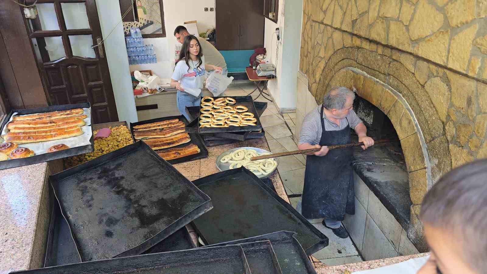 bayramin son gununde safranboluda ziyaretci yogunlugu 2 siwhdlnA