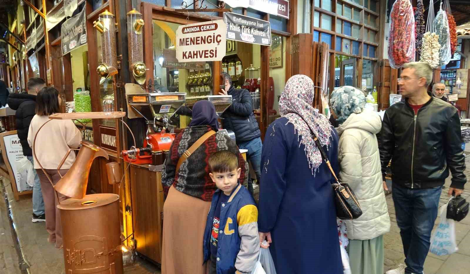 bayramlarin geleneksel ikrami turk kahvesi 6 cySLVpMv