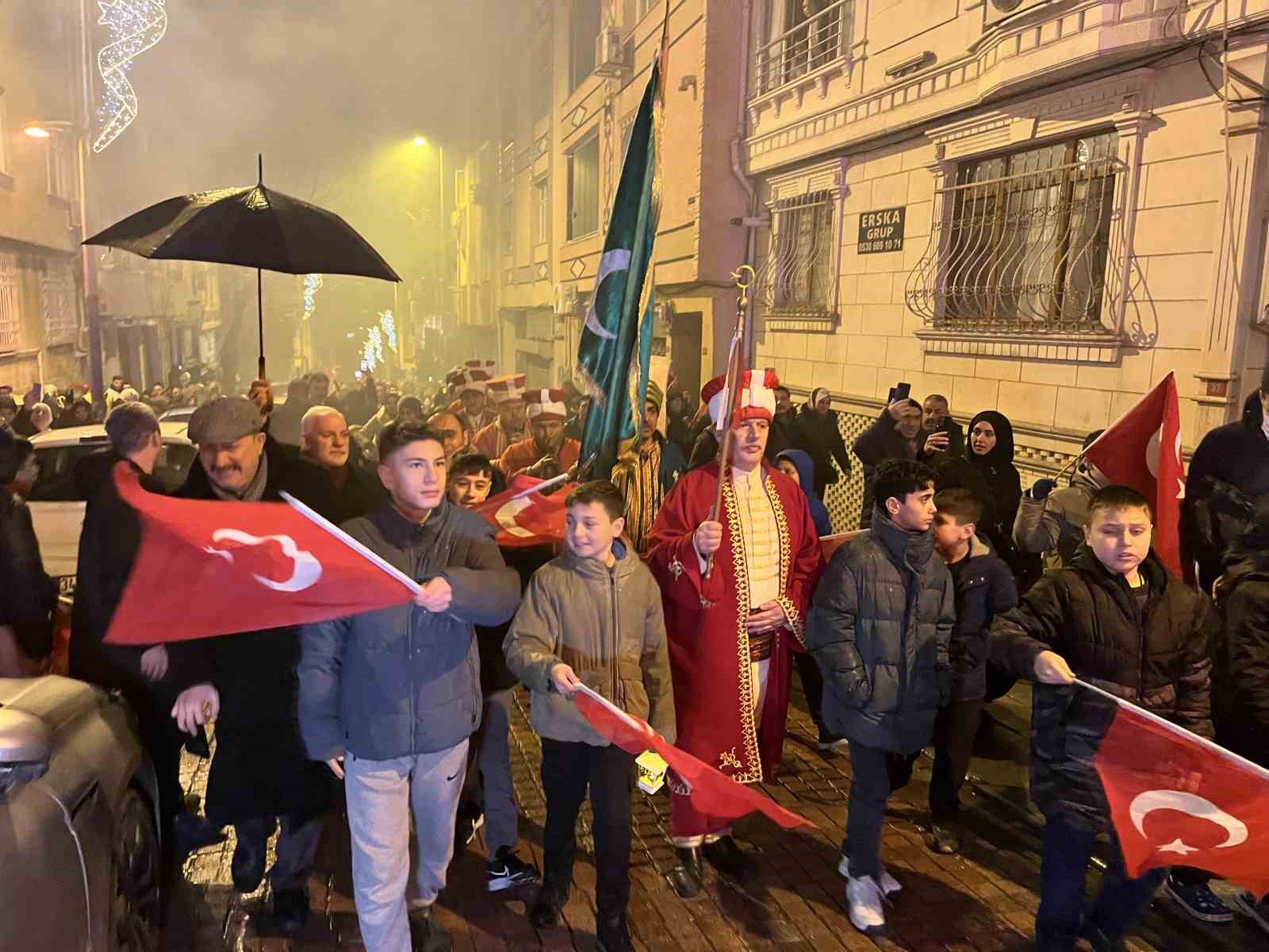 bayrampasada 11 ayin sultani ramazani karsilama toreni 0 FSAnmc5X