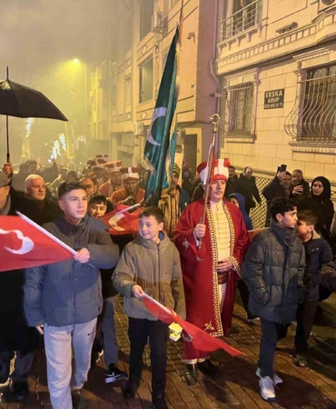 bayrampasada-11-ayin-sultani-ramazani-karsilama-toreni-ItTVCVTK.jpg
