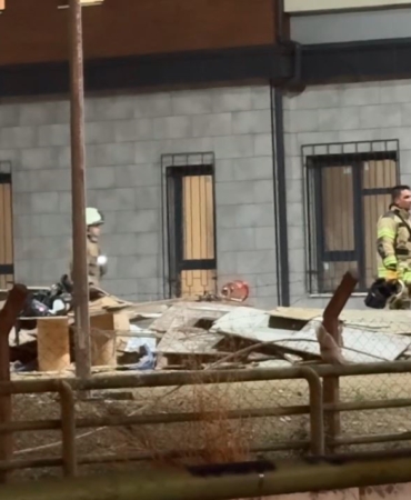 bayrampasada-trafoda-yangin-cikti-tramvay-seferleri-aksadi-N1mfmLAQ.jpg