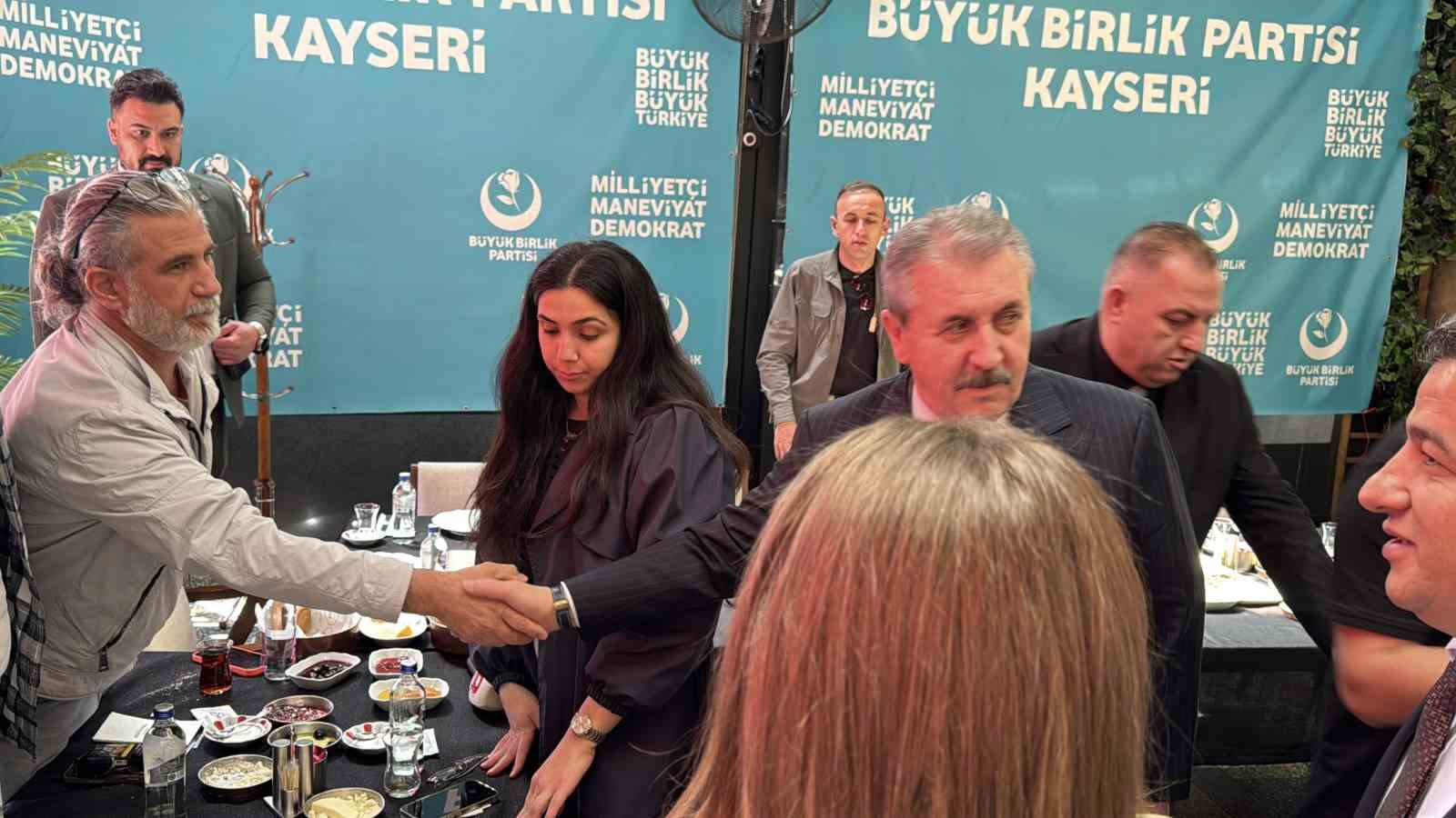 bbp genel baskani destici cumhurbaskanimizin erken secimle tekrar aday olmasi saglanmalidir 2 C8PRMsJE