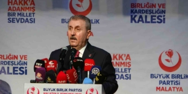 bbp-genel-baskani-destici-deprem-bolgeleri-ayaga-kalkiyor-devletimiz-gucludur-vve5mJ2a.jpg
