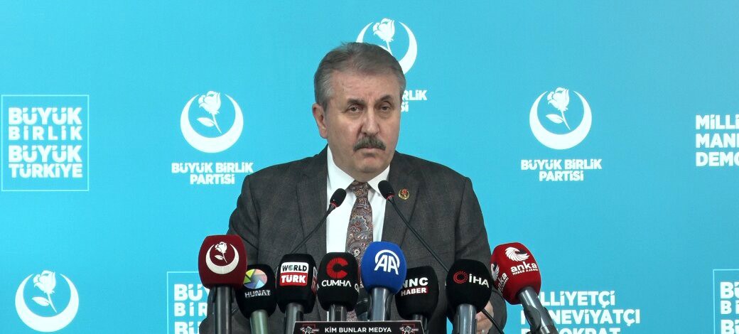 bbp genel baskani destici genclerimize sahip cikmak gibi bir yukumlulugumuz ve sorumlulugumuz var 0 NLr1FLHB