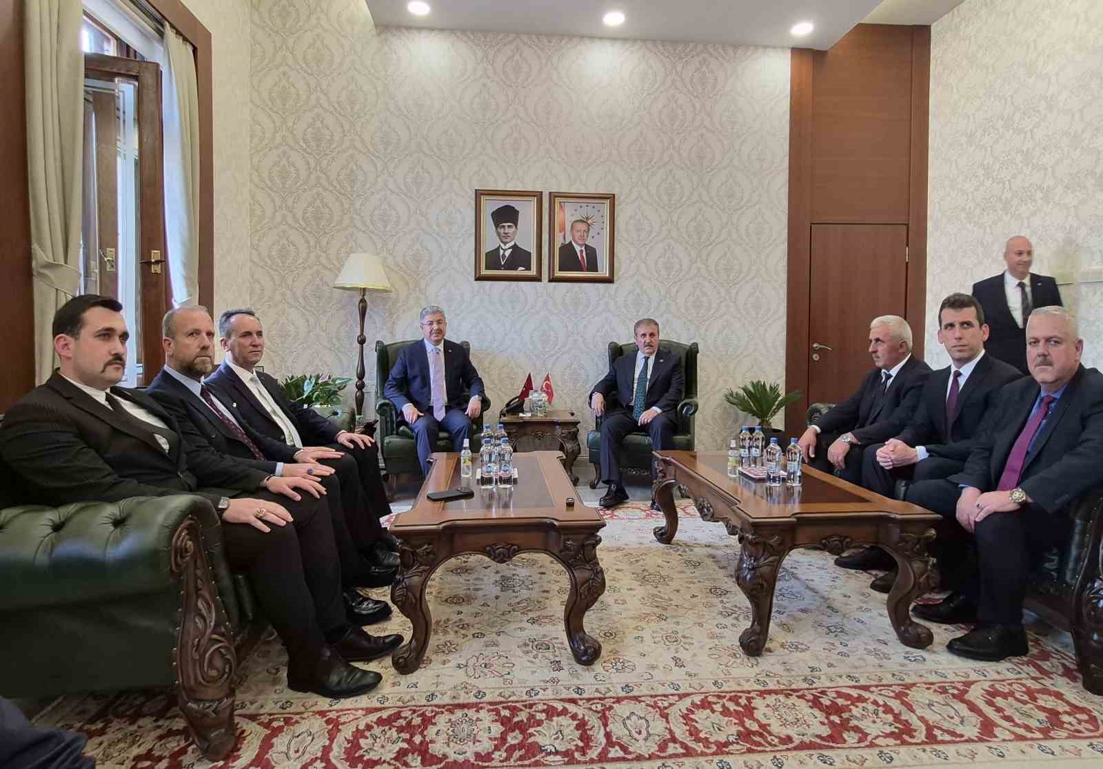 bbp genel baskani destici hepimiz savas bitsin istiyoruz 5 cY4RUnEO