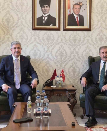 bbp-genel-baskani-destici-hepimiz-savas-bitsin-istiyoruz-8qea8XKS.jpg