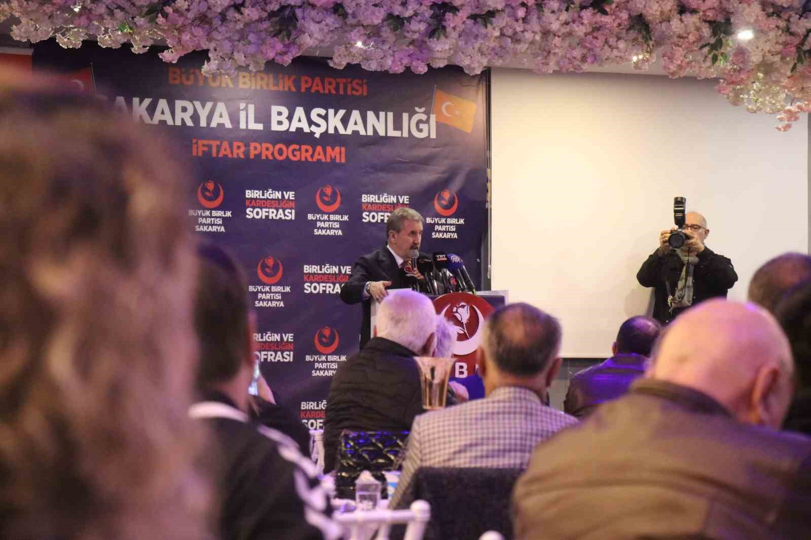 bbp genel baskani destici isledikleri acik bir savas sucudur ve mutlaka trump da netanyahu huKc8jft
