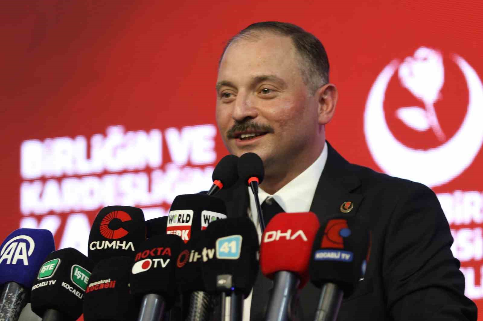 BBP Genel Başkanı Destici, Kocaeli’deki kongrede İsmail Türüt ile sahneye çıkıp türkü söyledi 8 bbp genel baskani destici kocaelideki kongrede ismail turut ile sahneye cikip turku soyledi 4 IMlSgdYi