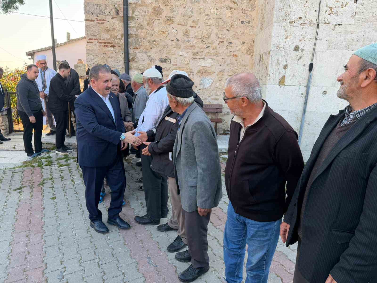 bbp genel baskani destici memleketinde vatandaslarla bayramlasti 1 krc95RdL