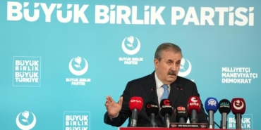 bbp-genel-baskani-destici-ne-yapmis-akin-gurlek-bahiscilerin-ustune-gitmis-millet-olarak-tesekkur-mYqIYH62.jpg
