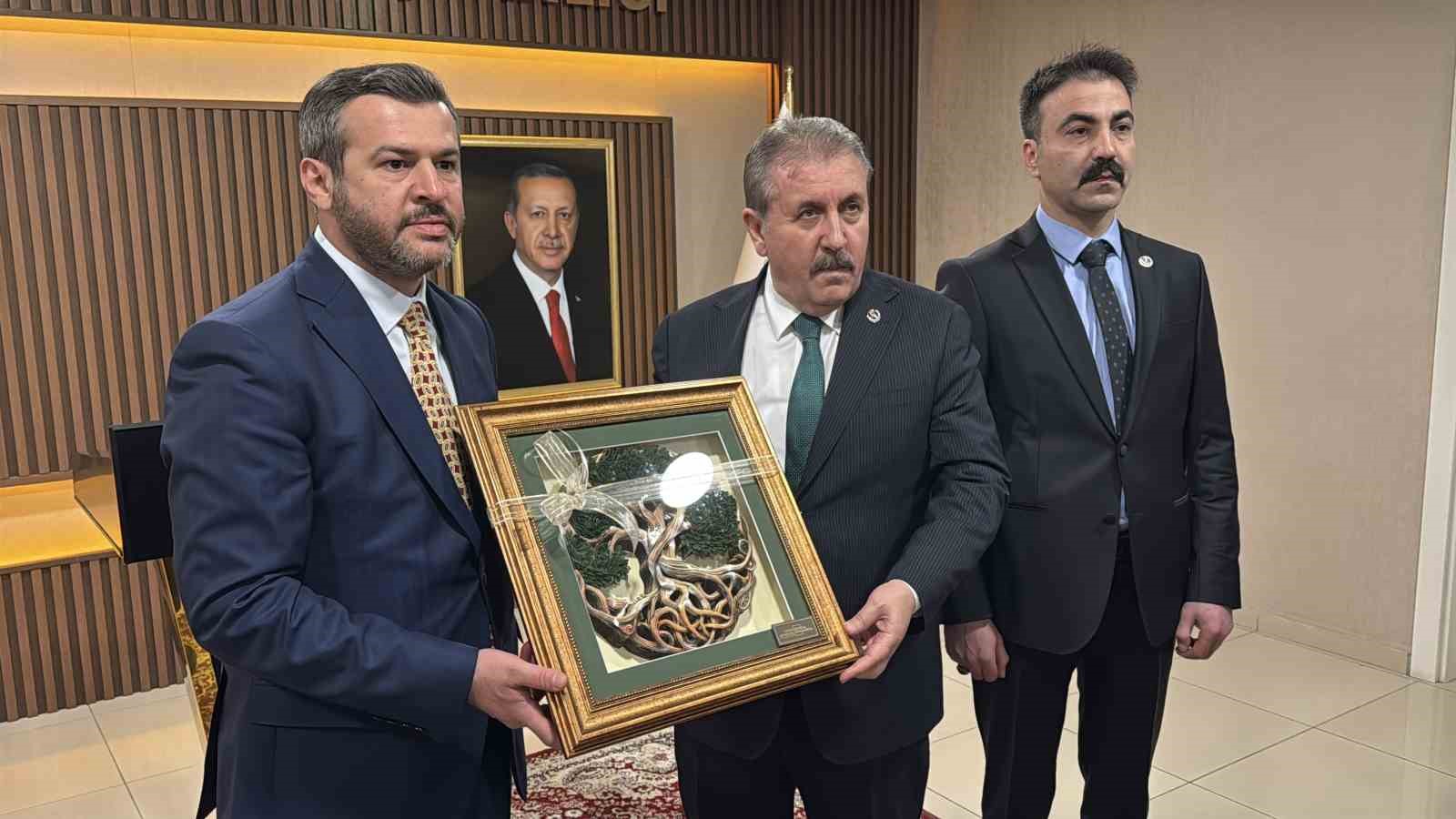bbp genel baskani destici trump ve netenyahu gibi liderler dunya tarihinden silinmelidir 4 lAY3vpgz