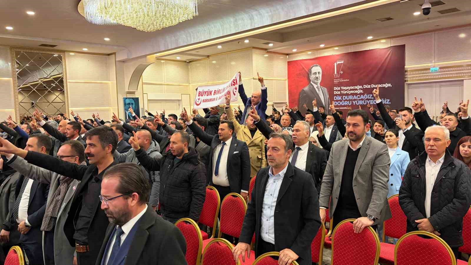 bbp lideri destici muhsin yazicioglu bizim sadece genel baskanimiz degil o bizim dava arkadasimizdir 3JaWJgnJ