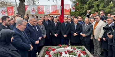 bbpnin-33uncu-kurulus-yil-donumunde-muhsin-yazicioglu-kabri-basinda-anildi-PFUHGx8G.jpg
