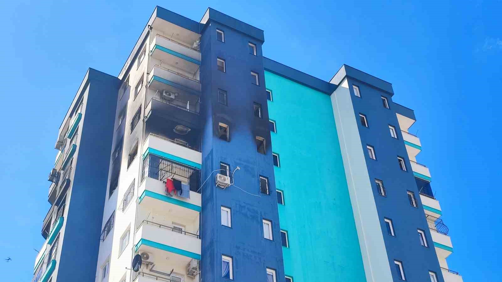 bebegi goturulunce evi yaktigi one surulen kadin faciaya neden oluyordu 1 ppuaQ3Iq