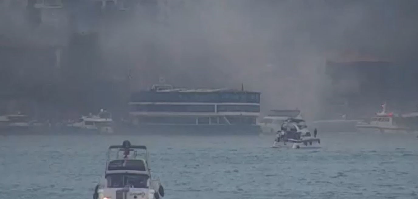 bebek sahilinde teknede cikan yangin sonduruldu 0 rG6HMmAt