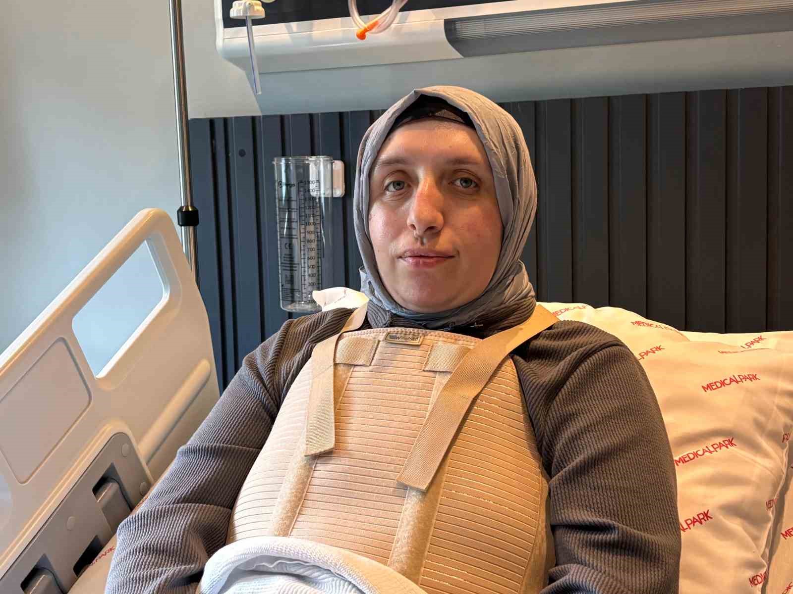 bebeklikte basladi 33 yasinda ucuncu ameliyatla hayata dondu 0 RHaua1UE