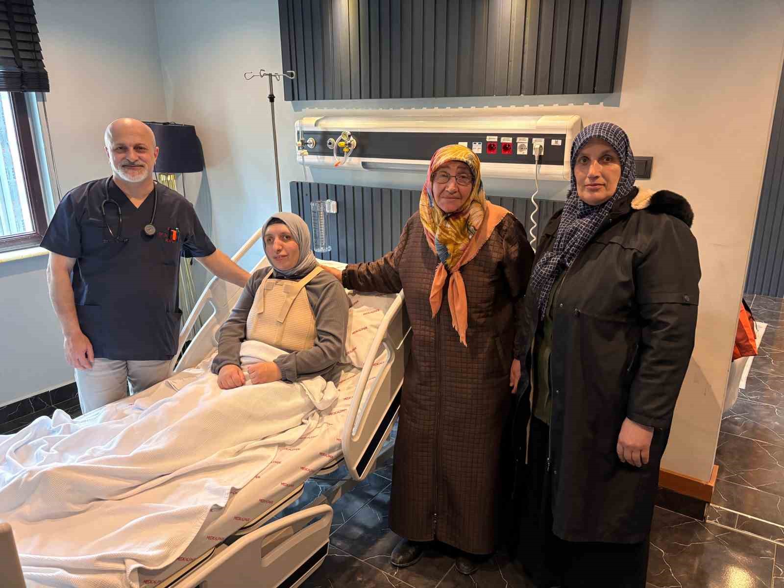 bebeklikte basladi 33 yasinda ucuncu ameliyatla hayata dondu 5 Cf8XUlOe