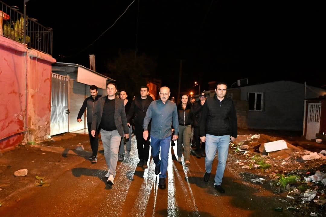 Bekçilerin ‘Dur’ ihtarına uymadı, denetim yapan il emniyet müdürüne yakalandı, ateş açılarak durduruldu 6 bekcilerin dur ihtarina uymadi denetim yapan il emniyet mudurune yakalandi ates acilarak durduruldu 2 KQTj8V1G