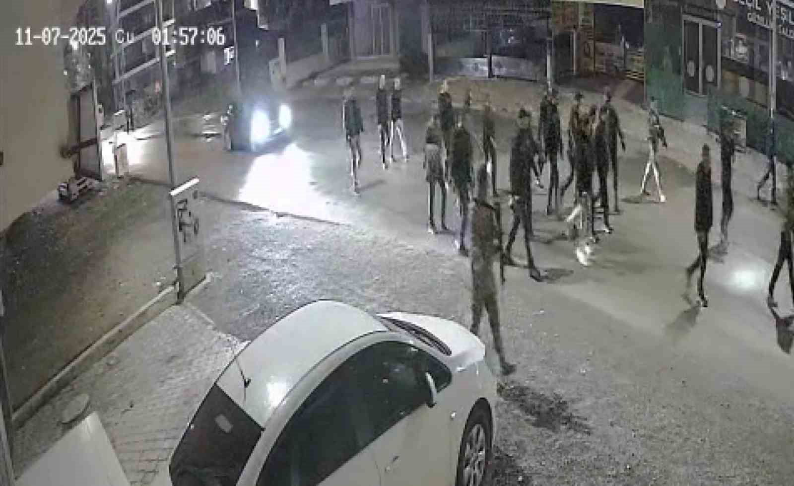 Bekçilerin ‘Dur’ ihtarına uymadı, denetim yapan il emniyet müdürüne yakalandı, ateş açılarak durduruldu 9 bekcilerin dur ihtarina uymadi denetim yapan il emniyet mudurune yakalandi ates acilarak durduruldu 5 zf3waABd