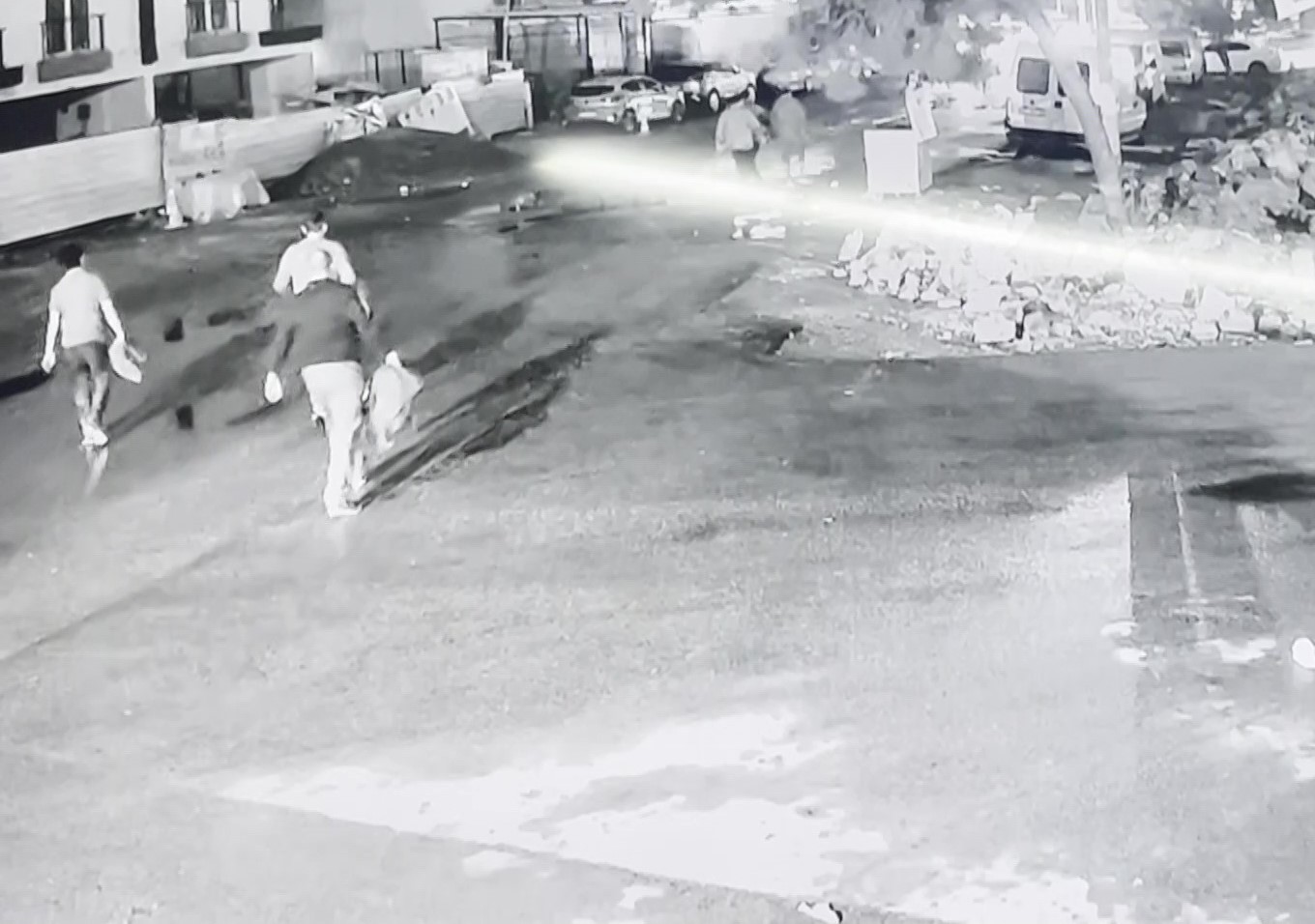 Bekçilerin ‘Dur’ ihtarına uymadı, denetim yapan il emniyet müdürüne yakalandı, ateş açılarak durduruldu 11 bekcilerin dur ihtarina uymadi denetim yapan il emniyet mudurune yakalandi ates acilarak durduruldu 7