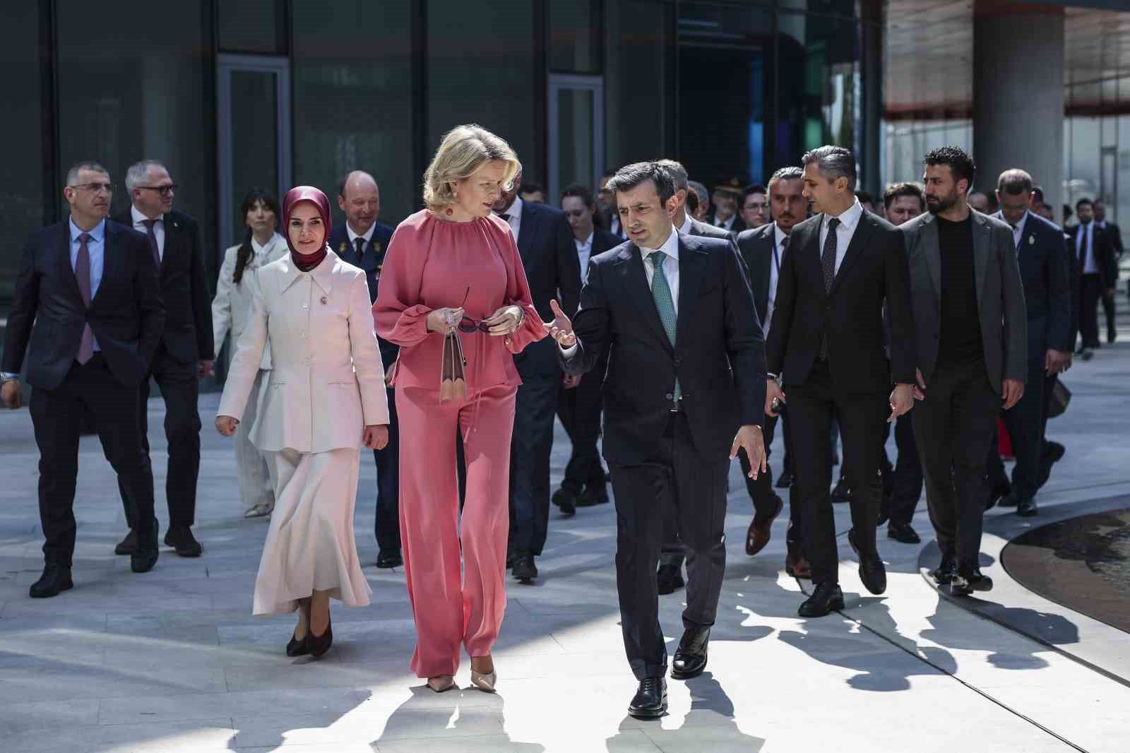 belcika kralicesi mathilde baykari ziyaret etti 2 ZTb4veRk