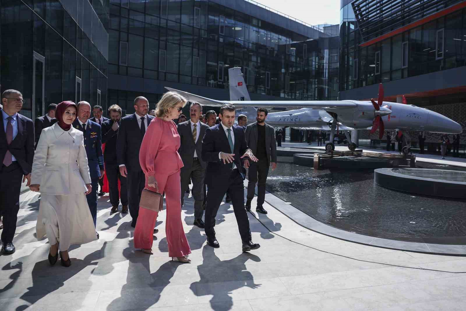 belcika kralicesi mathilde baykari ziyaret etti 3 nXZ8W6Dk