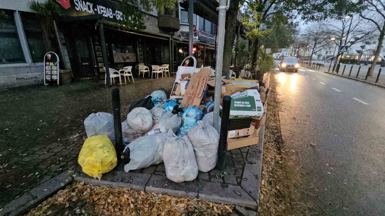belcikada grevin ucuncu gununde hayat durdu 1 2sK7PCXm