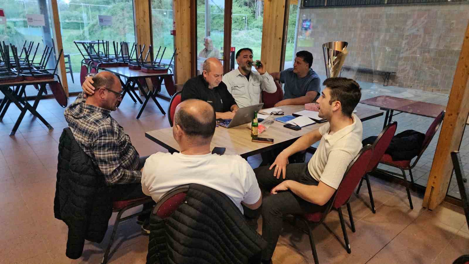 belcikada sampiyon olan turk takiminin yoneticileri duygularini paylasti 6 16dWeIHj