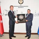 belcikanin-ankara-buyukelcisi-hendrik-van-de-velde-balik-ve-findik-bizim-icin-de-onemli-D8DgWKgZ.jpg
