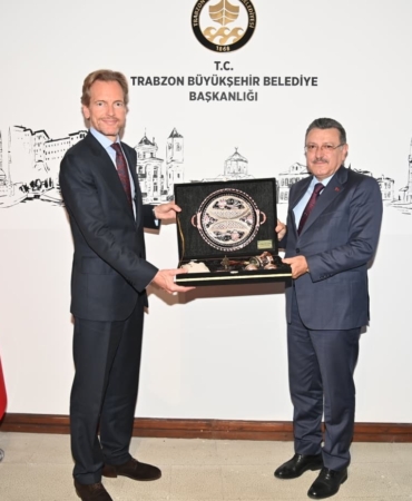 belcikanin-ankara-buyukelcisi-hendrik-van-de-velde-balik-ve-findik-bizim-icin-de-onemli-D8DgWKgZ.jpg