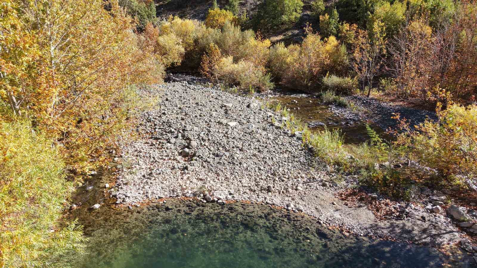 belediye baskani altinisik eti krom maden atiklarini dere yataklarina dokuyor 2