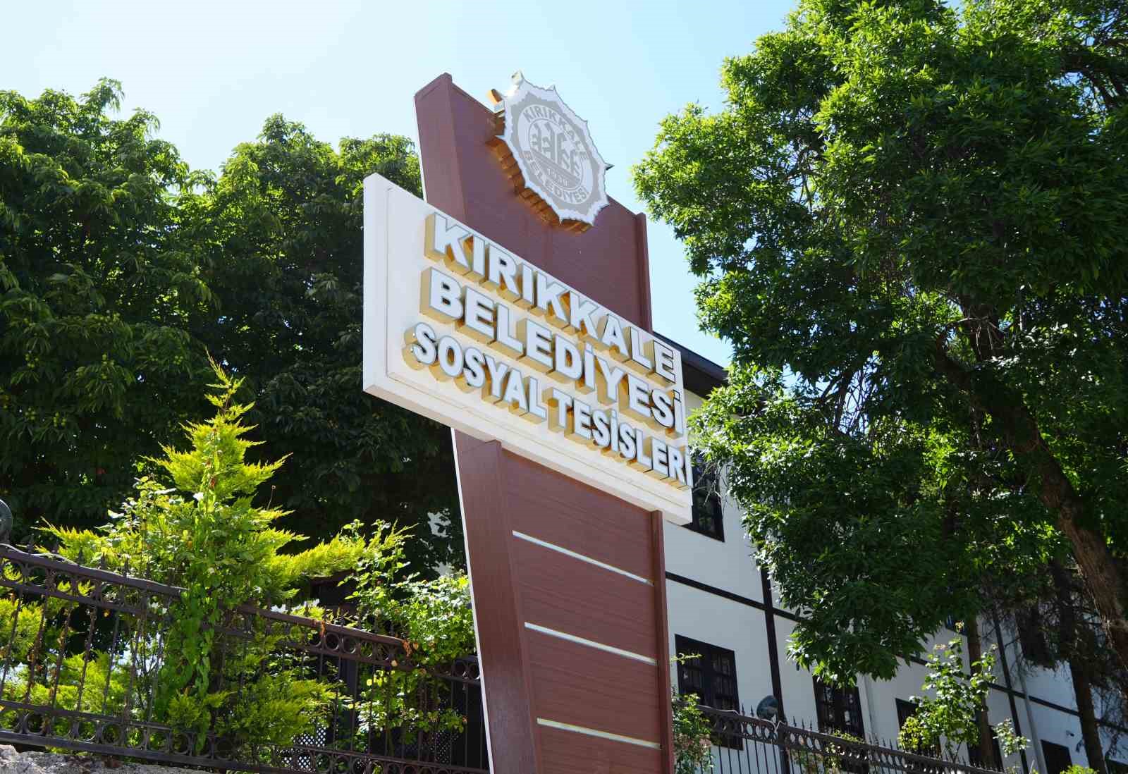 belediye baskani makam odasinin da yer aldigi binayi sosyal tesise donusturdu 1
