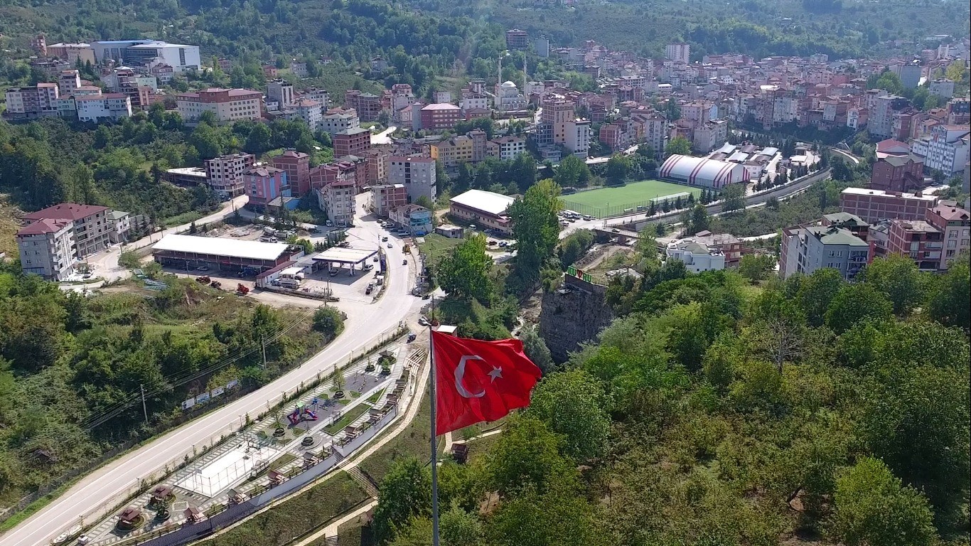 Belediye başkanından görülmemiş teşvik: 10 çocuk yapana sıfır araç, 8 çocuk yapan iş imkanı 6 belediye baskanindan gorulmemis tesvik 10 cocuk yapana sifir arac 8 cocuk yapan is imkani u4erK1Hv