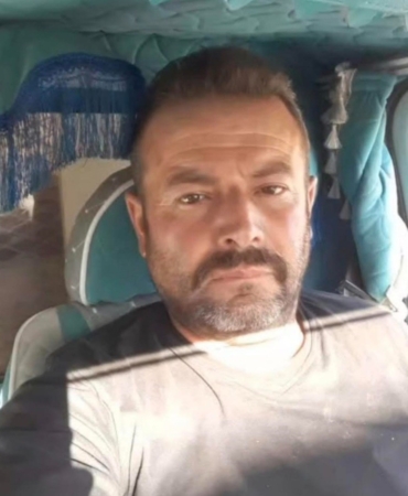 belediye-onunde-kendini-atese-veren-sahis-hayatini-kaybetti-TpvxYTZ1.jpg