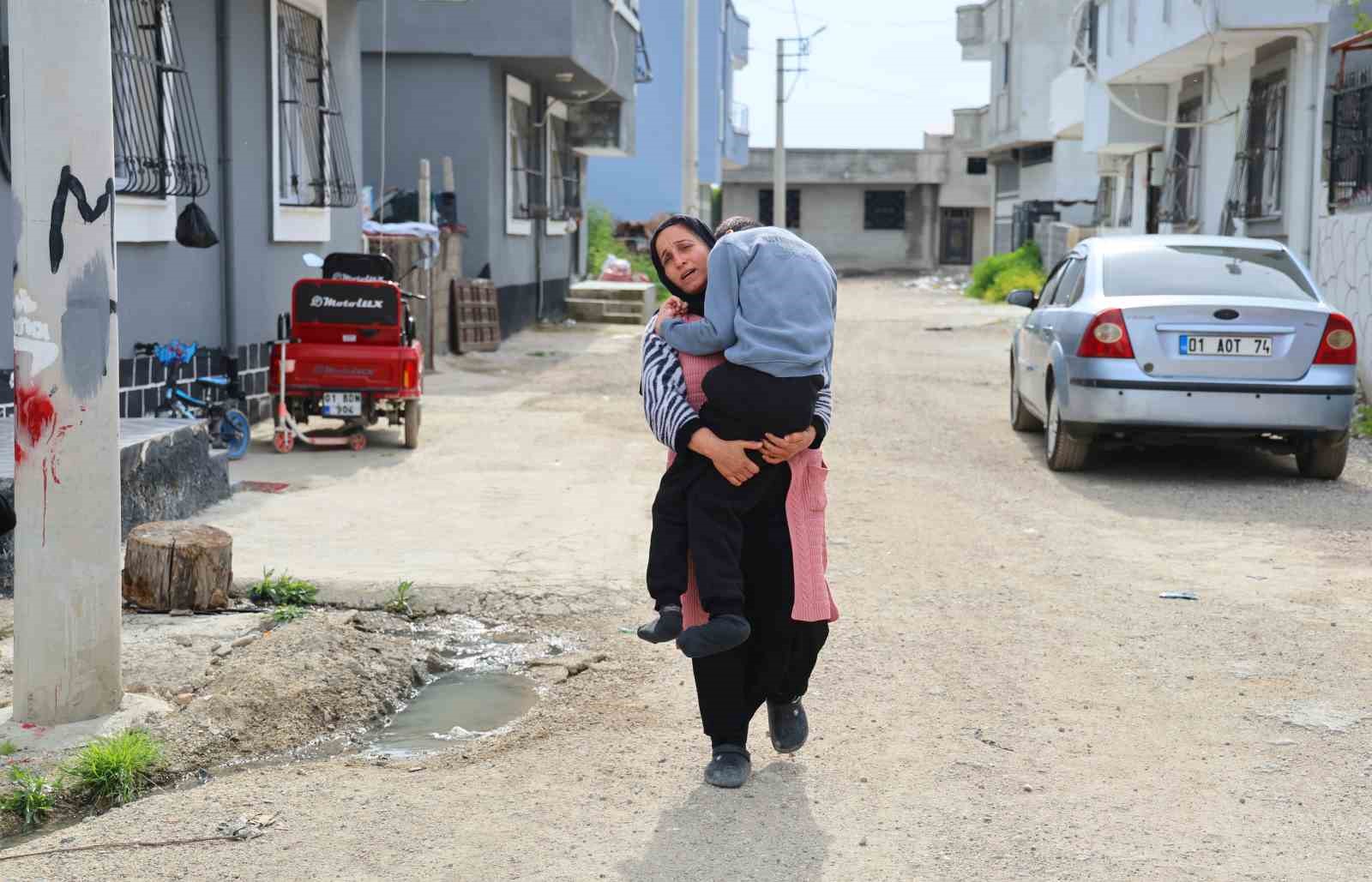 belediye yolu yapmadi engelli evladiyla perisan oldu 5 H9yyrQNz