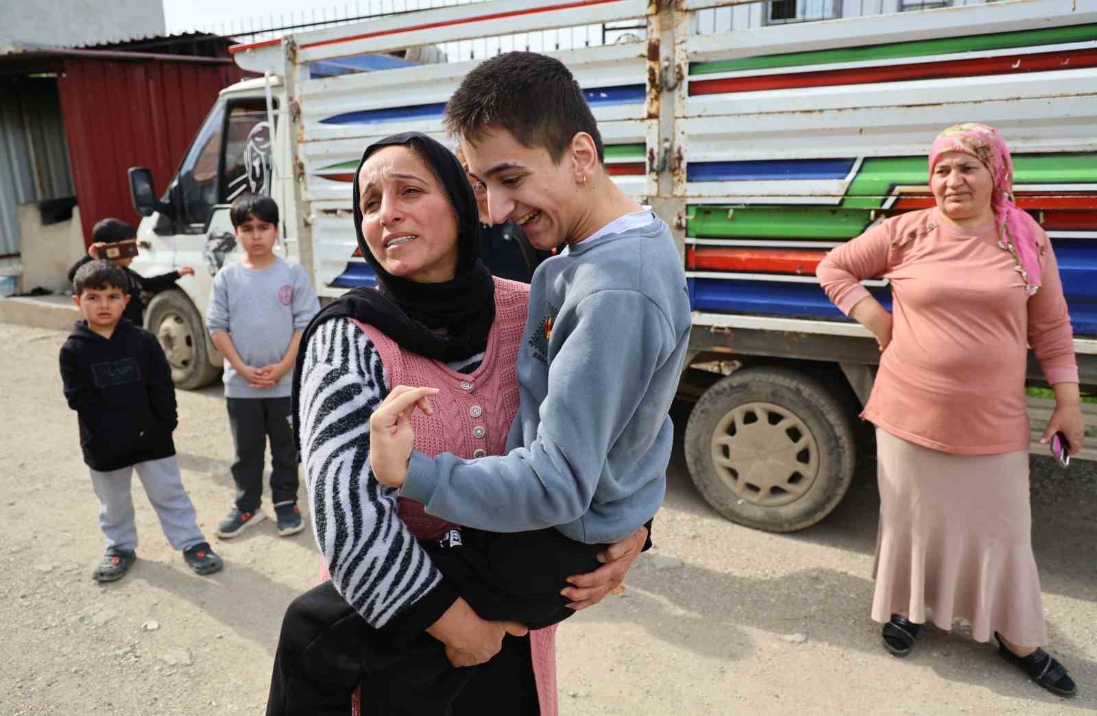 belediye yolu yapmadi engelli evladiyla perisan oldu 6 NkvSuLLO