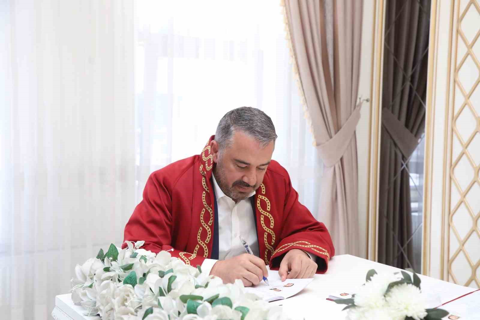 belediyeden populer tarihte nikah kiyan ciftlere jest 1 79pbQKRw