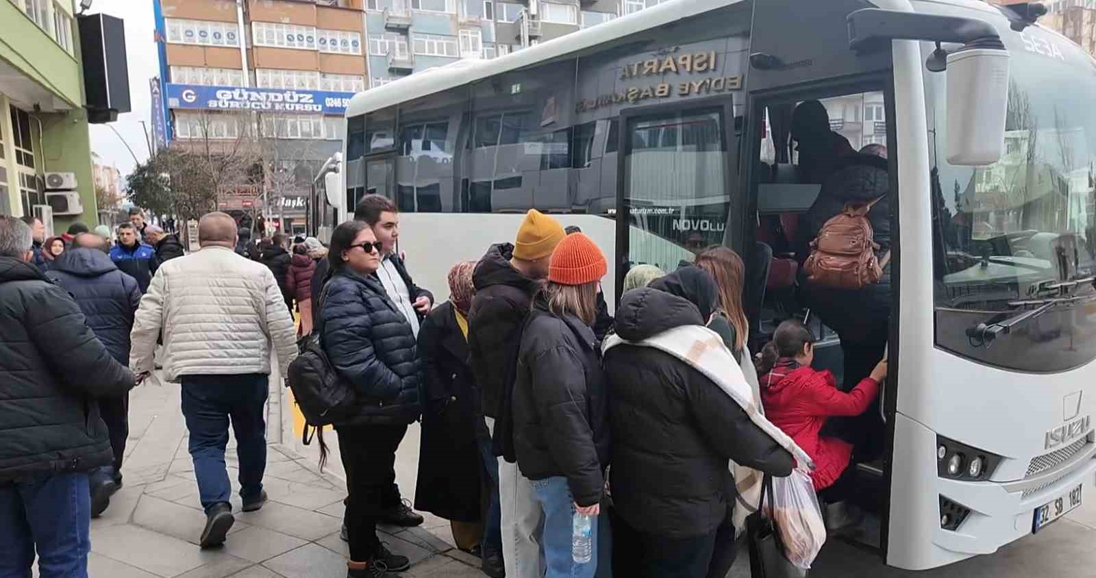belediyenin somestir surprizi cocuklari davrazda karla bulusturdu 2 LH3HHX35