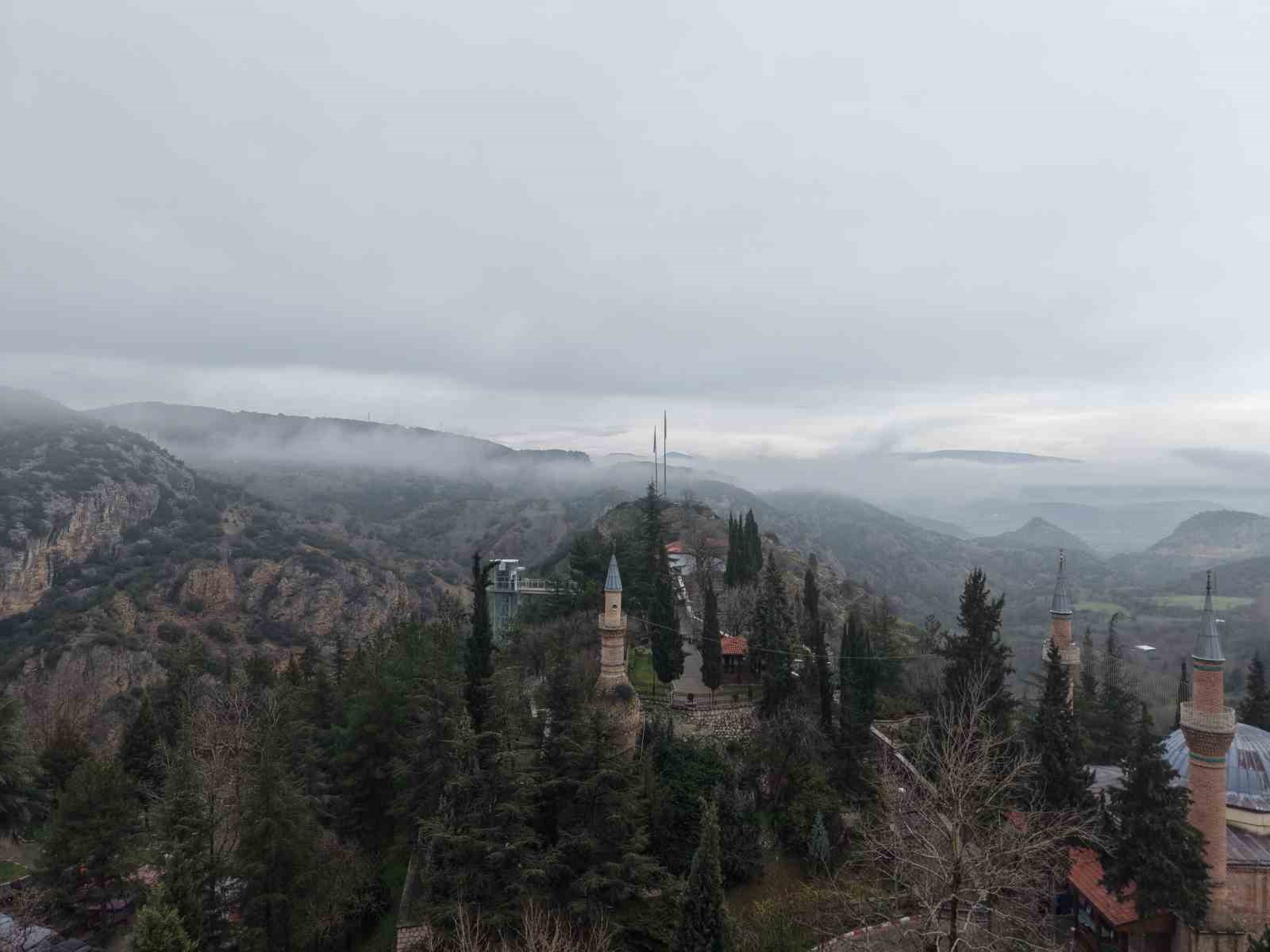 belekoma kalesi ve seyh edebali turbesinde sis etkili oldu 0 smnz4kLL