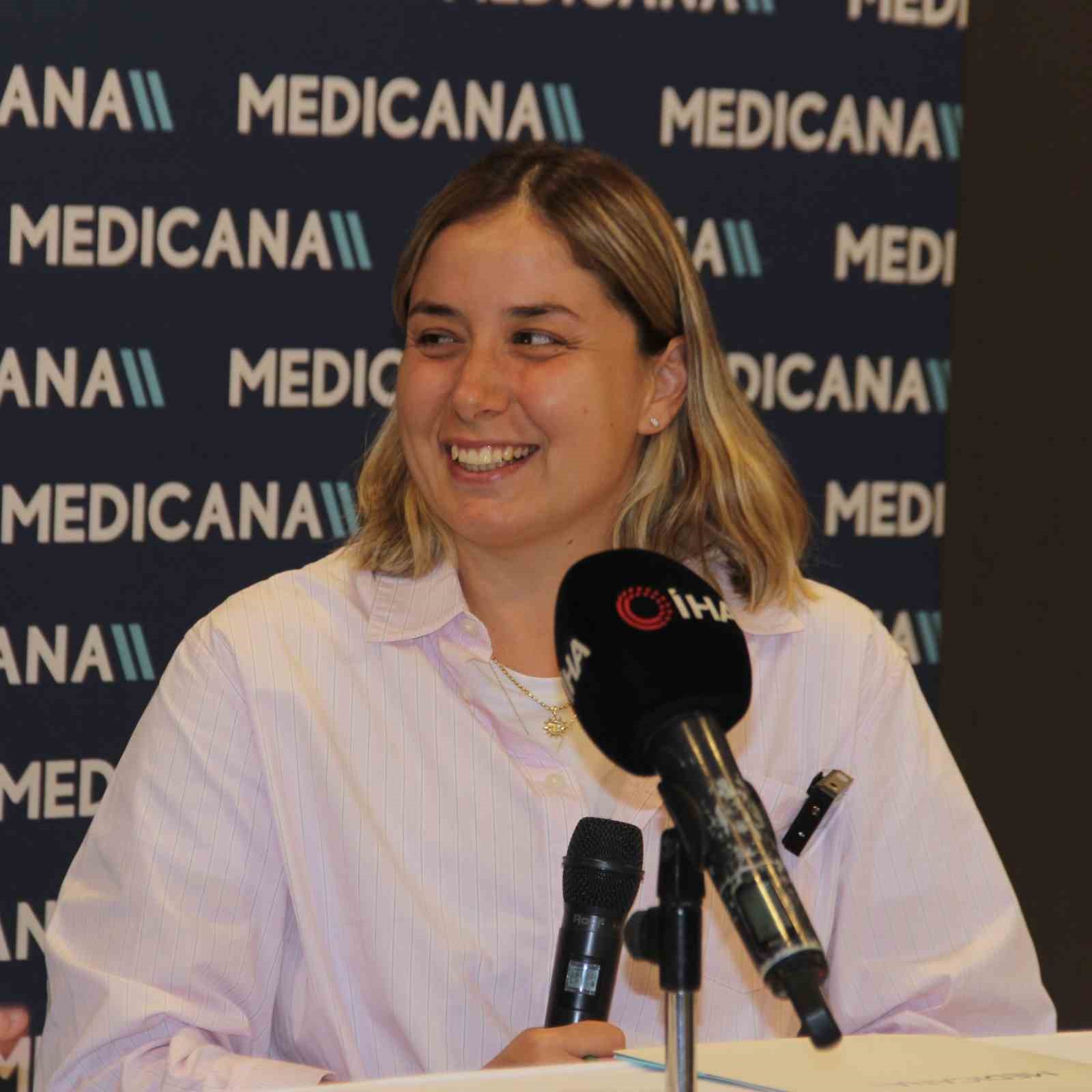 bengisu avci yeni sezonda da medicana ile kulac atacak 6 yWmlBQ17