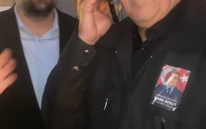 beni-devlet-bahceliye-goturun-diyen-sehit-babasina-bahceliden-telefon-9KGneXku.jpg