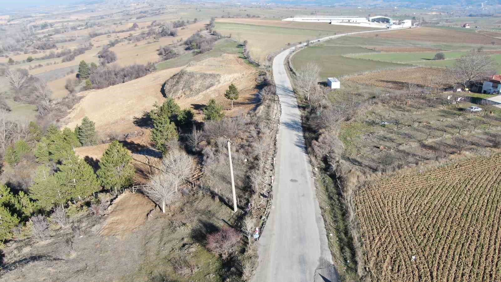 benim arazim dedi koy yolunu kestirdi 0 9vyHKhw8