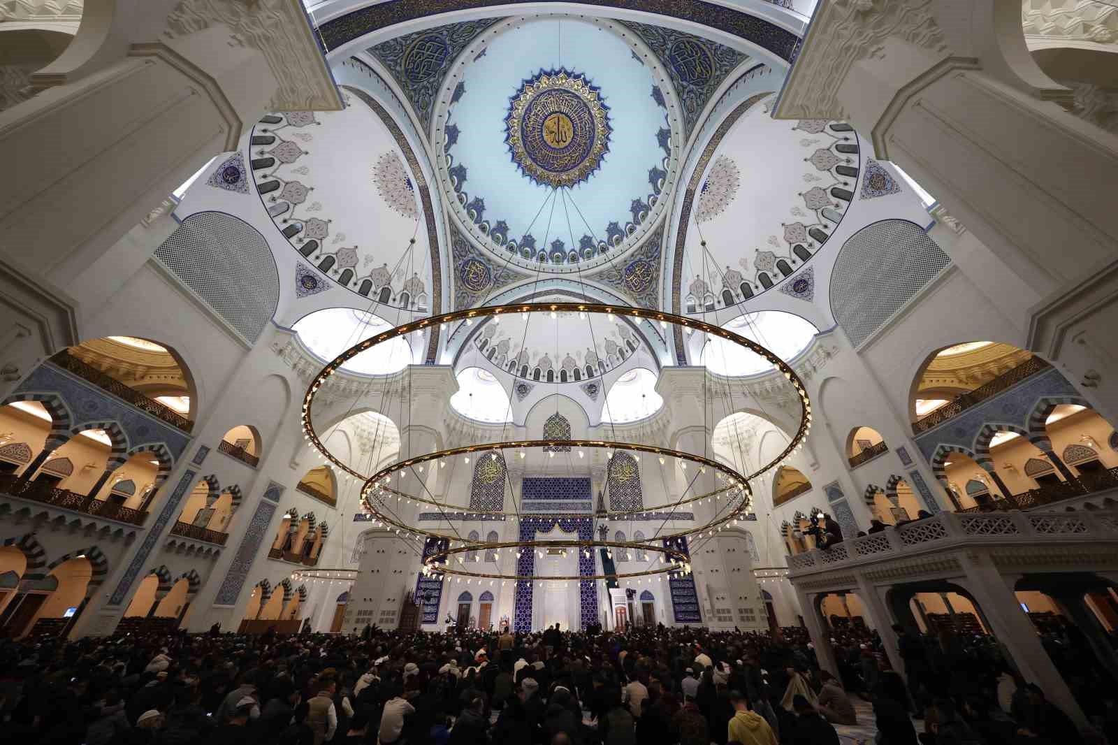 berat gecesi tum yurtta dualarla idrak edildi 5 7UsLElzM